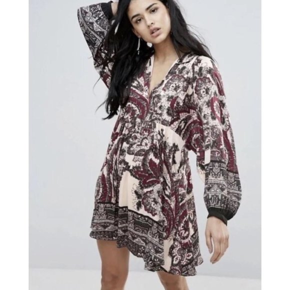 Free People Dresses & Skirts - FREE PEOPLE Kimono Dress burgundy and cream Floral Mini Dress